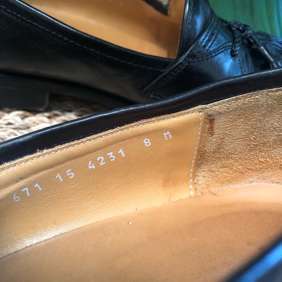 Johnson & Murphy Tassel Black Leather Loafer - Picture 7 of 8